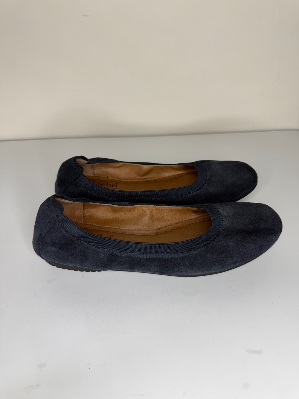 Josef Seibel Women's Size 38 US 7 Navy Blue Suede Ballet Flats Comfort Shoes